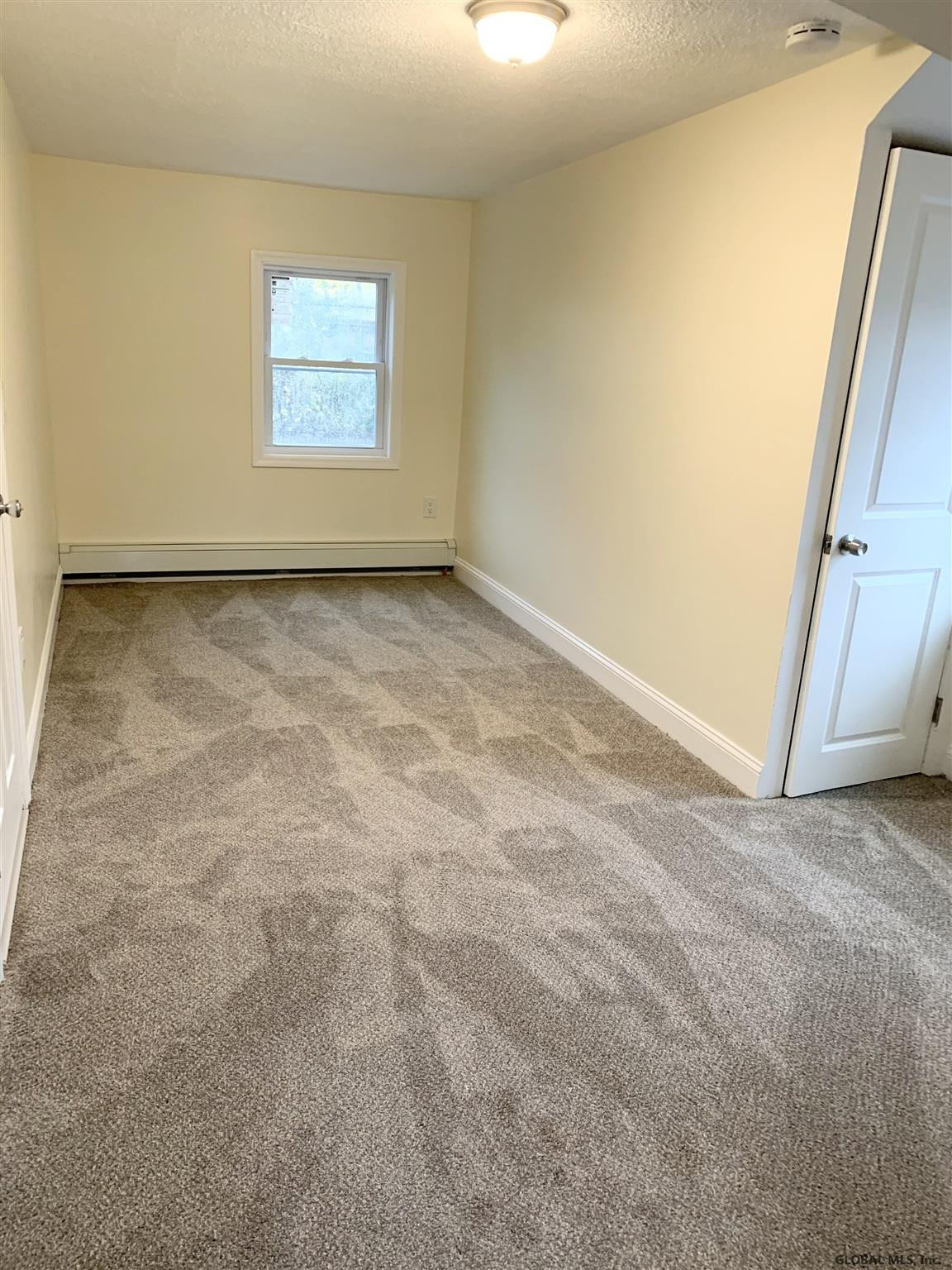 1061 Roberta Road Rotterdam, NY 12303 - Photo 9 of 16 2nd Floor Bedroom