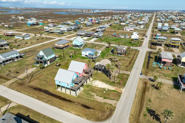$415,000 | 1214 Fort Velasco Drive, Surfside Beach, TX 77541