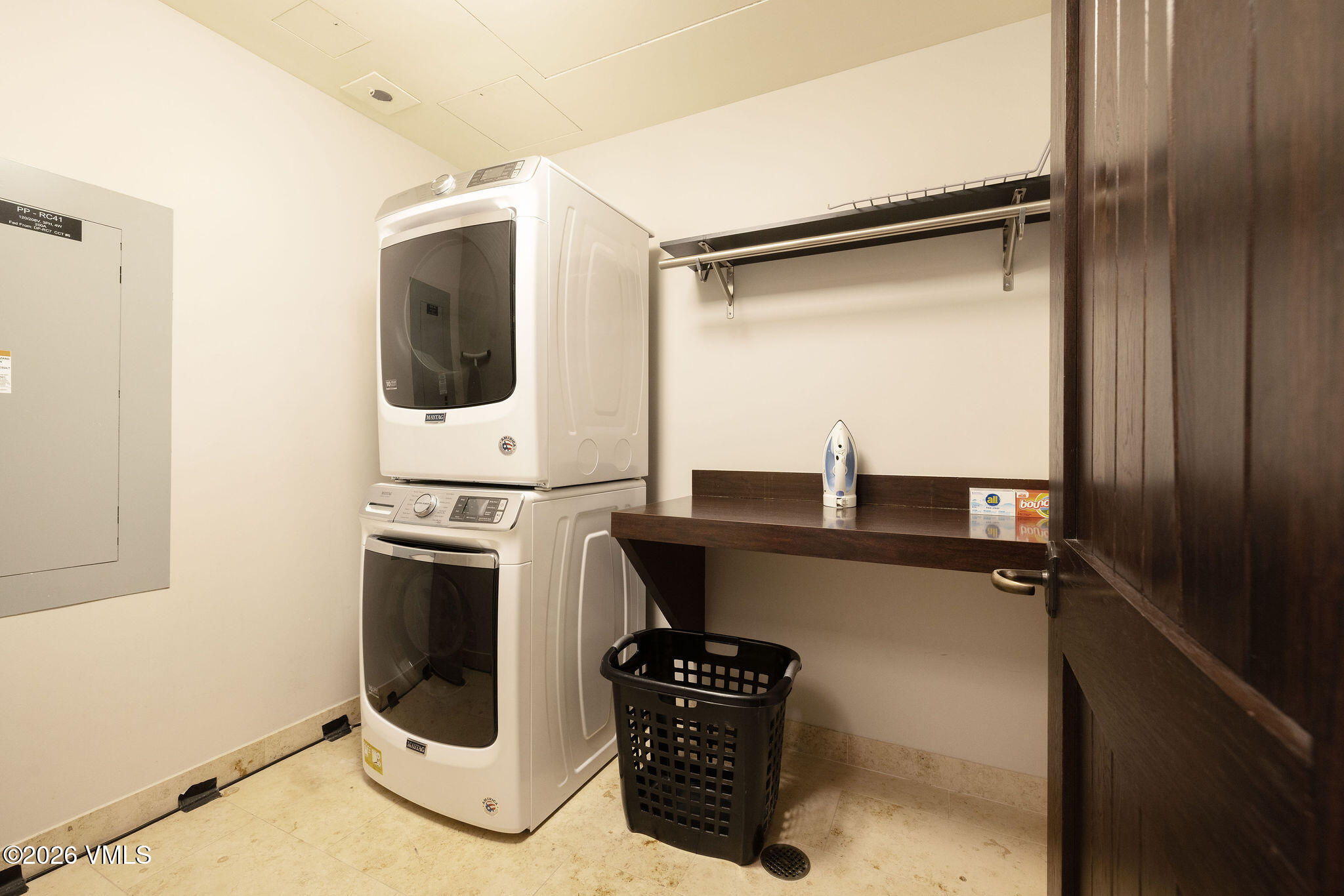 1 Vail Road, Unit 7105B Vail, CO 81657 - Photo 12 of 22 2601_four_seasons_7105_interior_laundry