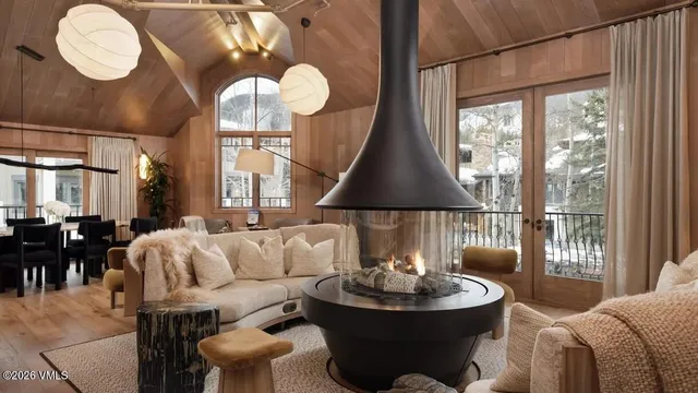 $1,950,000 | 1 Vail Road, Unit 7105B, Vail, CO 81657