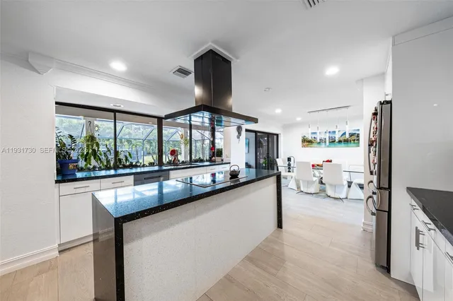 $1,350,000 | 13840 Chatham Place, Davie, FL 33325