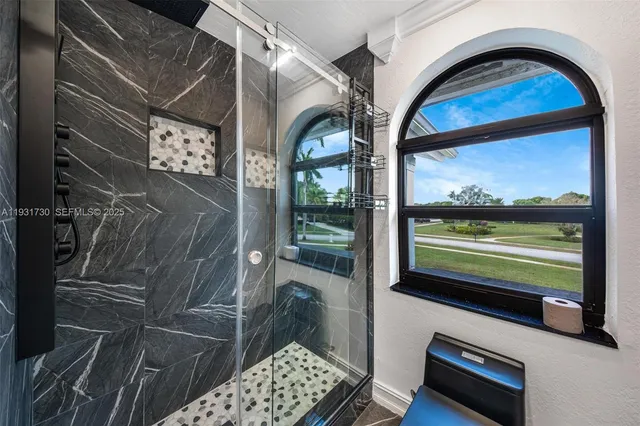 $1,350,000 | 13840 Chatham Place, Davie, FL 33325