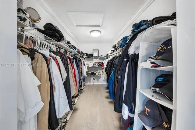 $1,350,000 | 13840 Chatham Place, Davie, FL 33325