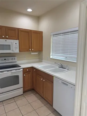 $1,700 | 257 Cape Harbour Loop, Unit 104, Bradenton, FL 34212