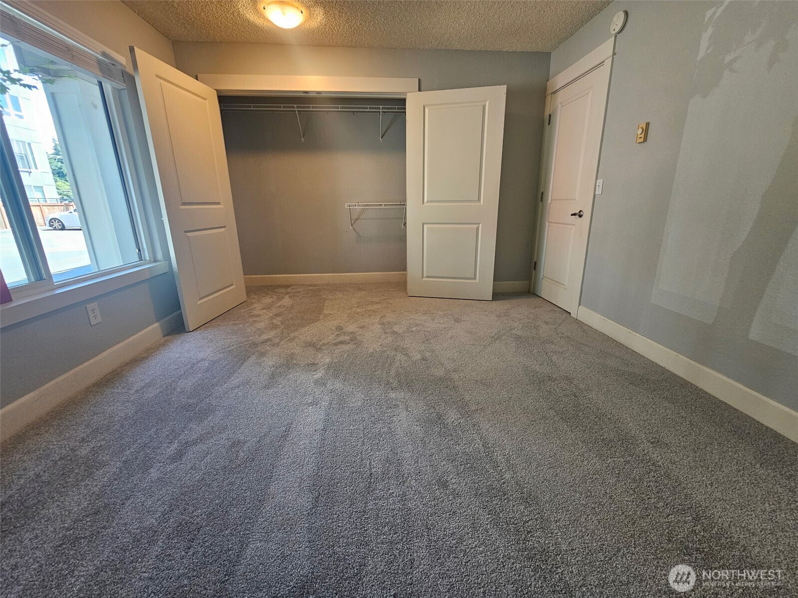 8025 234th Street Southwest, Unit 103 Edmonds, WA 98026 - Photo 7 of 14
