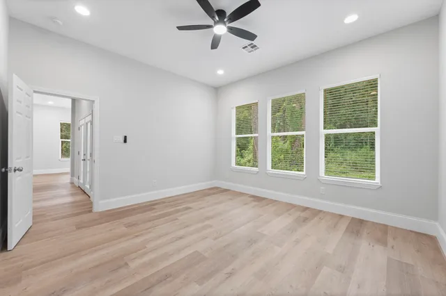 $2,250 | 478 Stephen F Austin Drive, Conroe, TX 77302