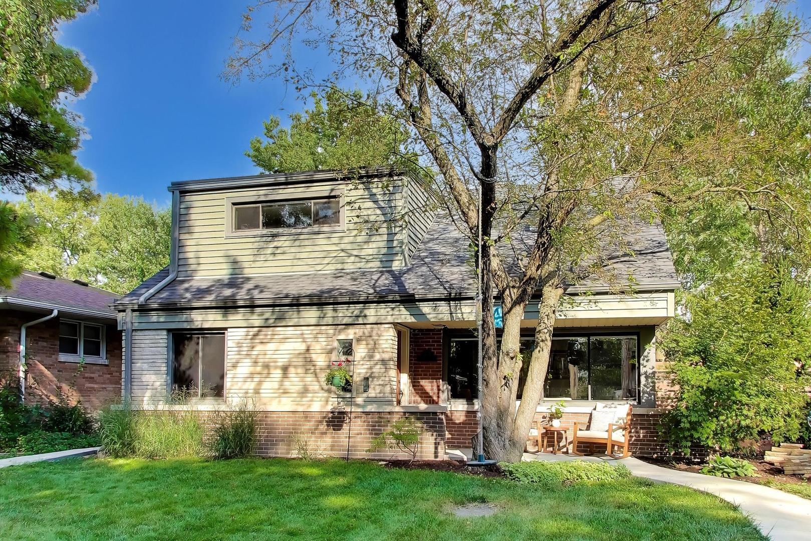 8835 Forestview Road Evanston, IL 60203 - Photo 2 of 44 Gallery Image 2