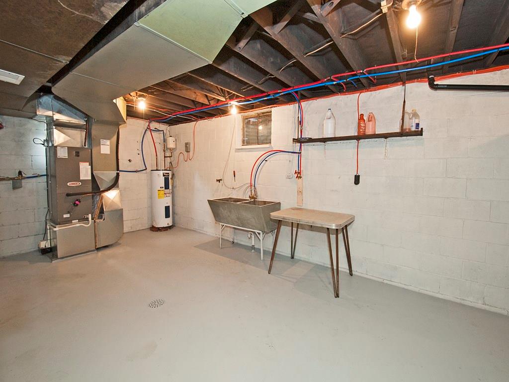 548 North Lewis Run Road Pleasant Hills, PA 15122 - Photo 21 of 24 Gallery Image 21