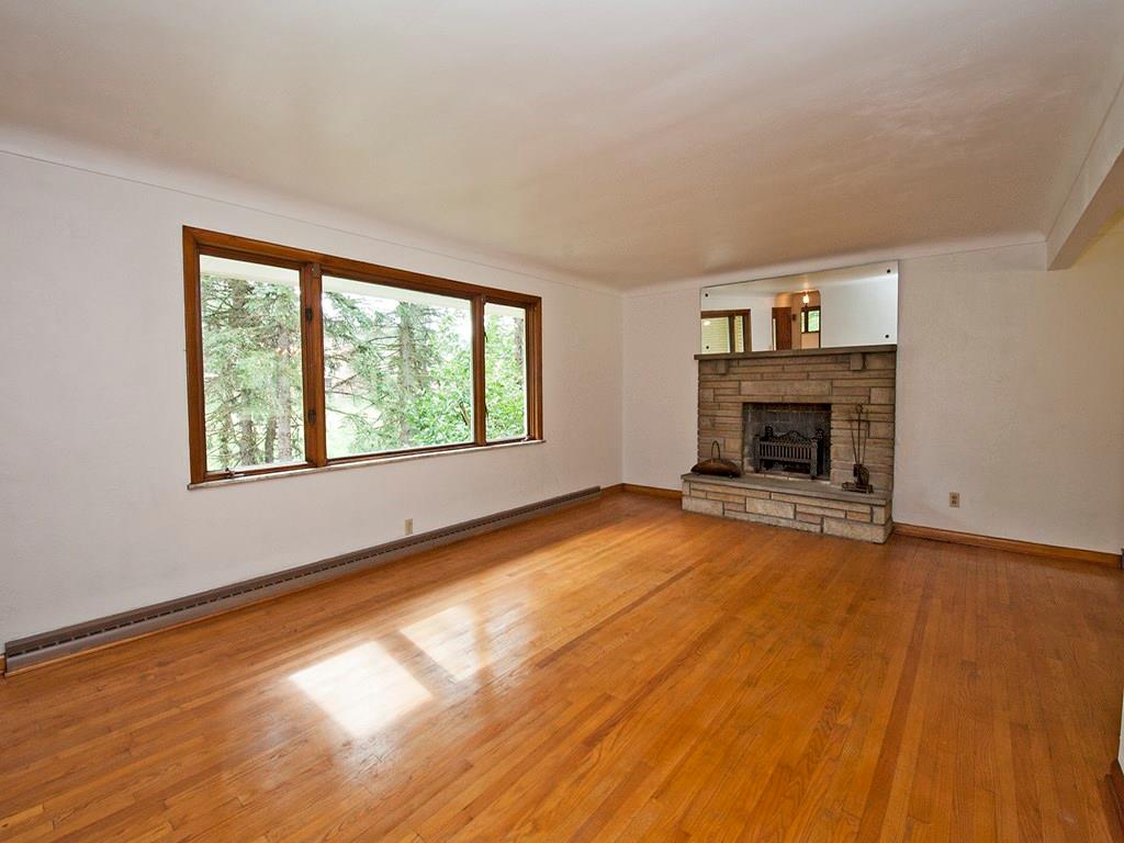 548 North Lewis Run Road Pleasant Hills, PA 15122 - Photo 6 of 24 Gallery Image 6