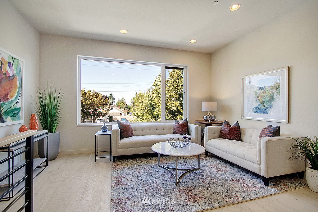 3800 B California Avenue Southwest Seattle, WA 98116 - Photo 5 of 17