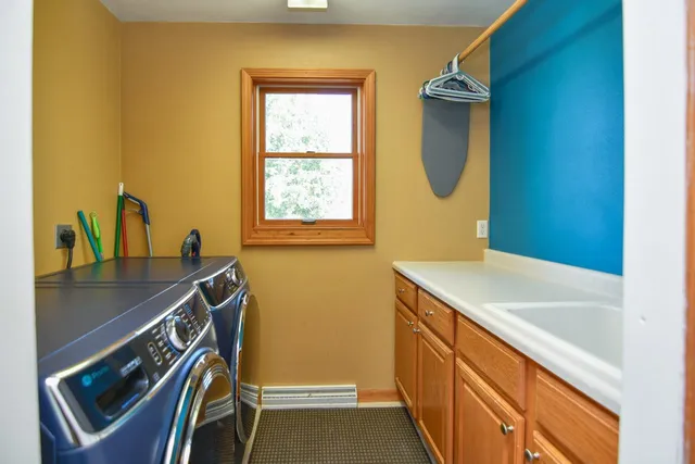 $479,900 | 544 Nicole Lane, Wrightstown, WI 54180