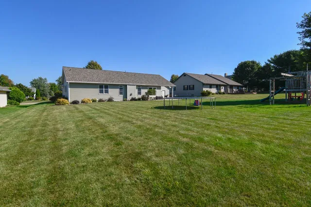$479,900 | 544 Nicole Lane, Wrightstown, WI 54180