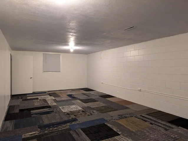 $179,900 | 121 West Rowena Street, Ivanhoe, MN 56142