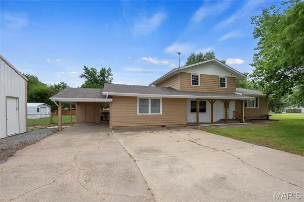 $250,000 | 119 Depro Avenue, Sikeston, MO 63801