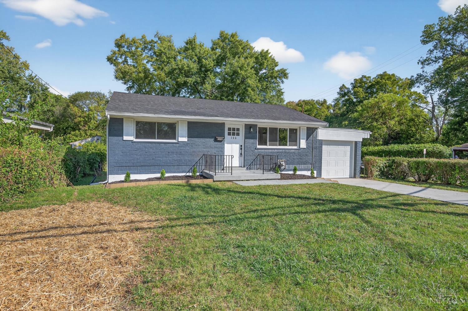 126 Riddle Road Woodlawn, OH 45215 - Photo 3 of 39 Gallery Image 3