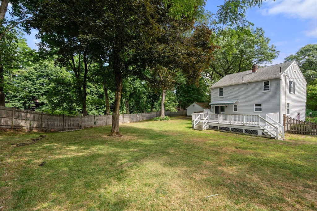 105 Pine Ridge Road Medford, MA 02155 - Photo 19 of 23