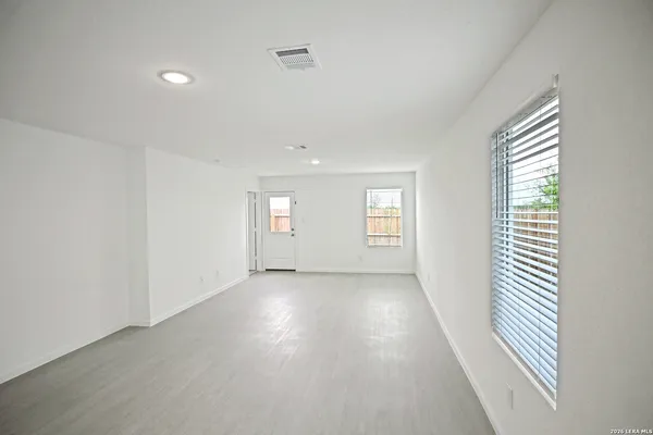 $1,450 | 14609 Mudstone Place, Elmendorf, TX 78112