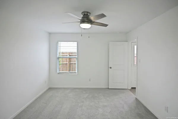 $1,450 | 14609 Mudstone Place, Elmendorf, TX 78112