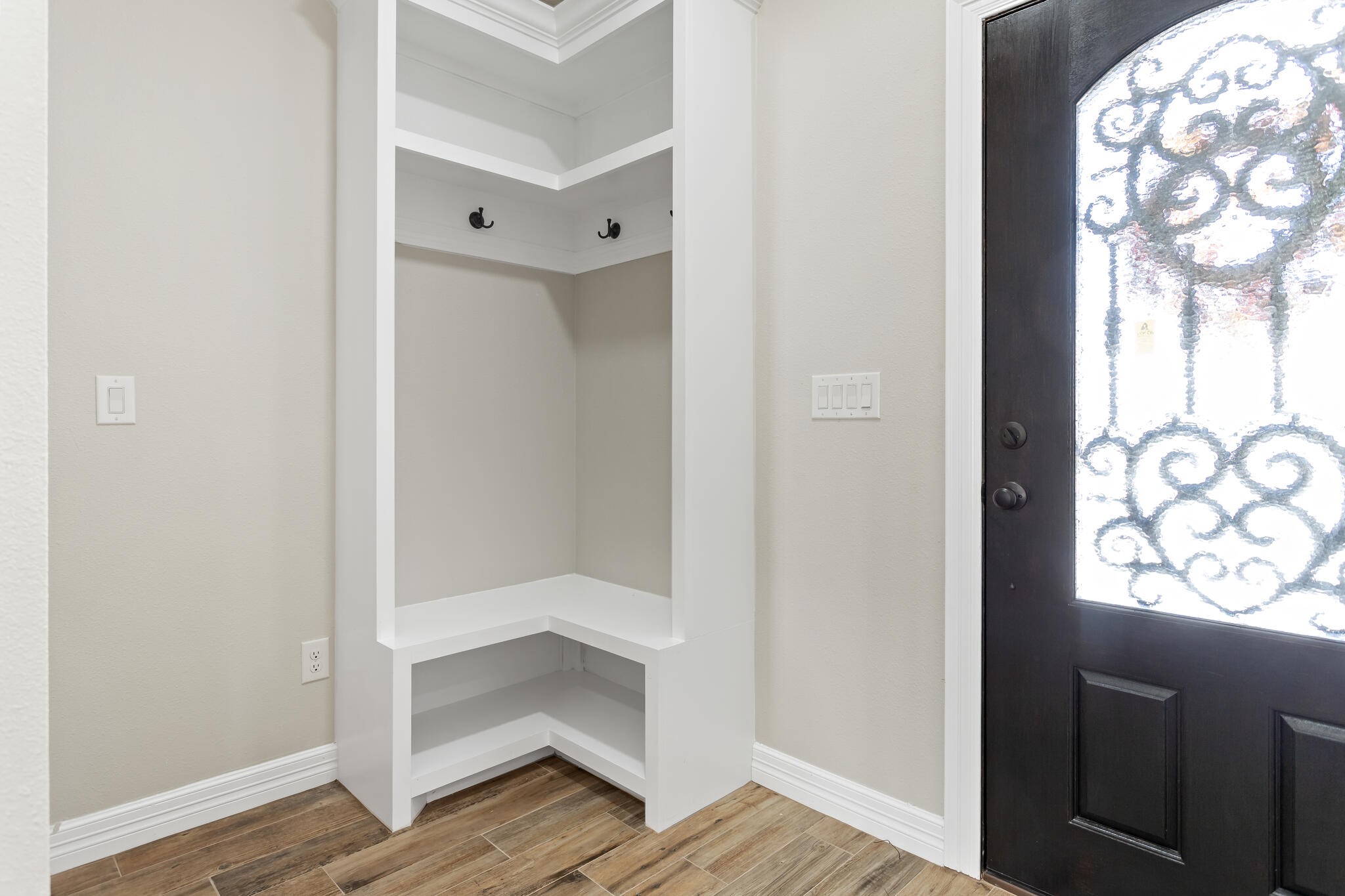 1813 Ordway Street Port Neches, TX 77651 - Photo 5 of 32