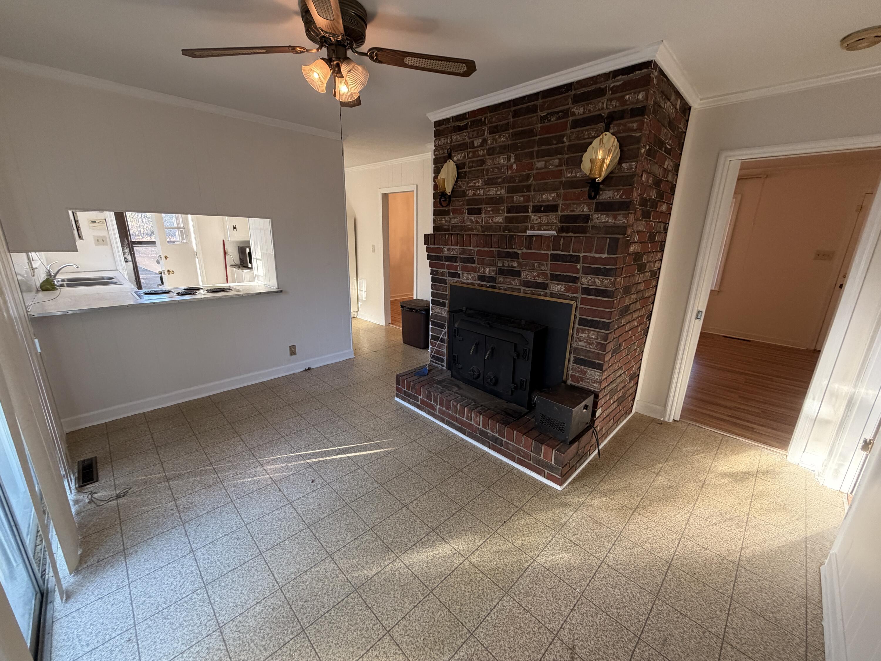 1103 Jeter Street Edgefield, SC 29824 - Photo 2 of 26