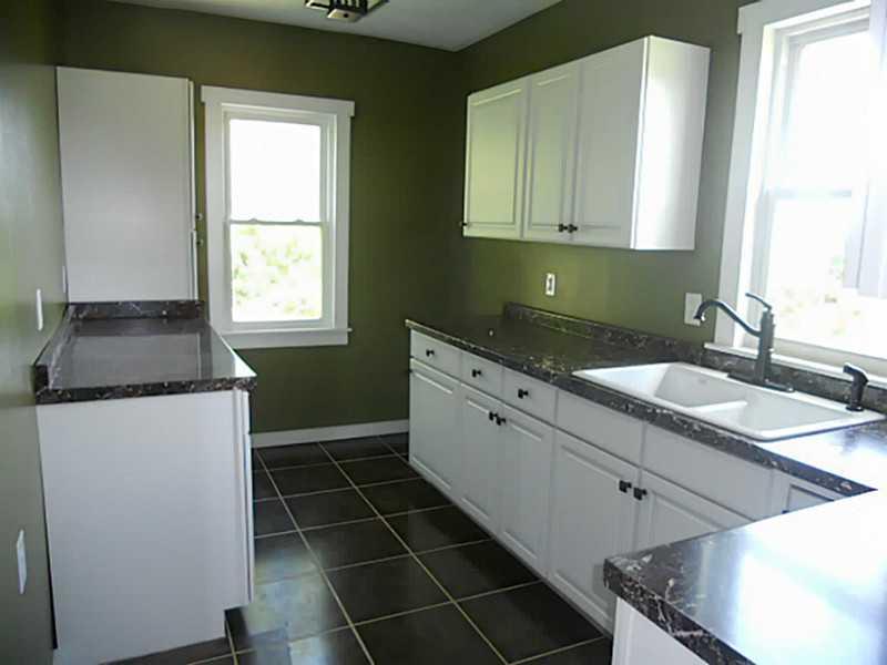 Kitchen. 