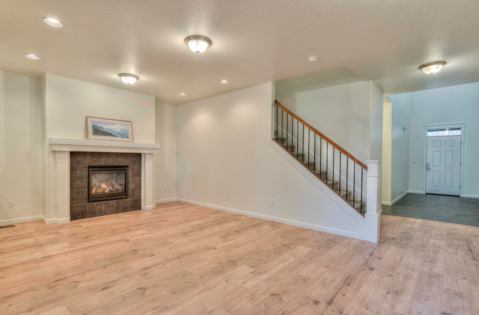 60283 Addie Triplett Loop Bend, OR 97702 - Photo 4 of 40 light and bright
