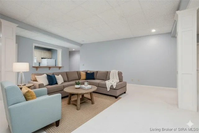 $625,000 | 5034 Bent Creek Drive, Floyds Knobs, IN 47119