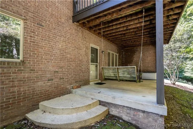 $625,000 | 5034 Bent Creek Drive, Floyds Knobs, IN 47119