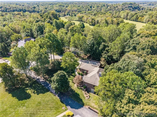 $625,000 | 5034 Bent Creek Drive, Floyds Knobs, IN 47119