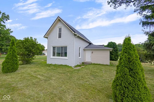 $283,900 | 1615 South Main Street, Tipton, IN 46072