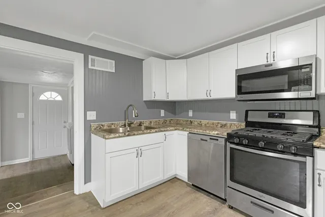 $287,900 | 1615 South Main Street, Tipton, IN 46072