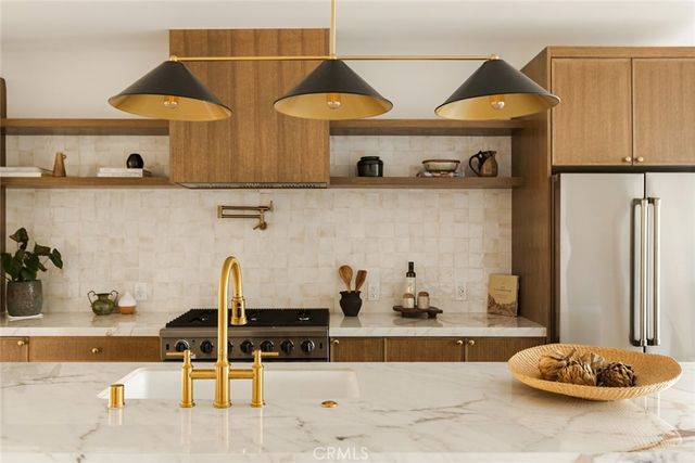 $1,625,000 | 2334 Glover Place, Los Angeles, CA 90031