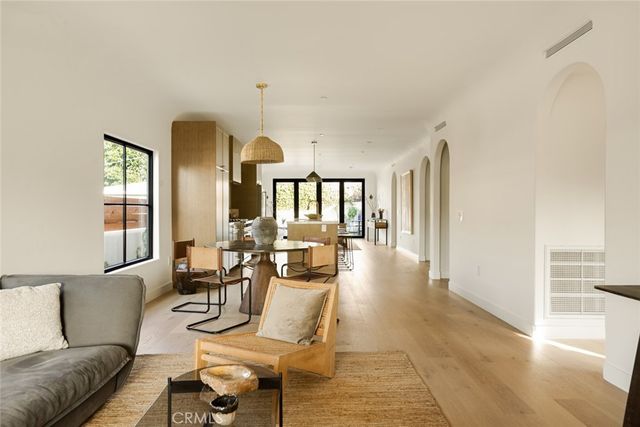 $1,625,000 | 2334 Glover Place, Los Angeles, CA 90031