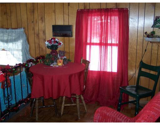 192 East Plantation Road Blaine, ME 04734 - Photo 6 of 9 Dining Room.