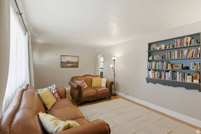 413 East 9120th Street South Sandy, UT 84070 - Photo 7 of 53