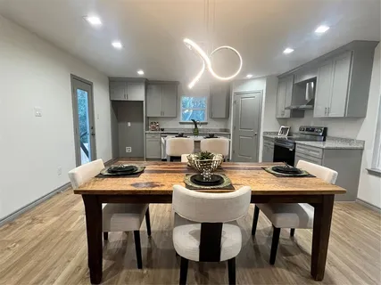 $305,000 | 1438 East Waco Avenue, Dallas, TX 75216