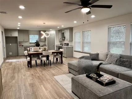 $305,000 | 1438 East Waco Avenue, Dallas, TX 75216