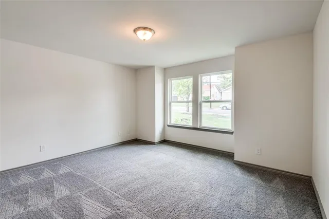 $305,000 | 1438 East Waco Avenue, Dallas, TX 75216