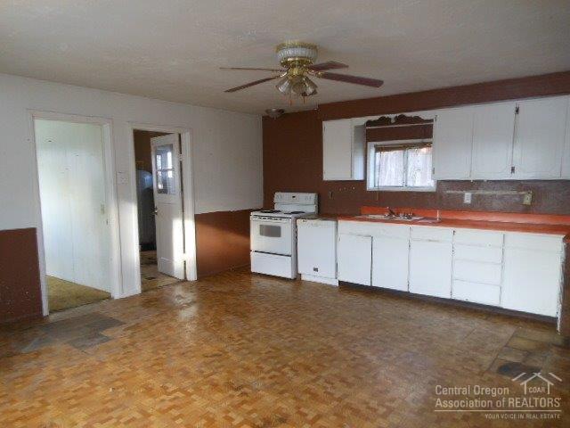 315 Sturdevant Road Lebanon, OR 97355 - Photo 7 of 16 Additional Photo