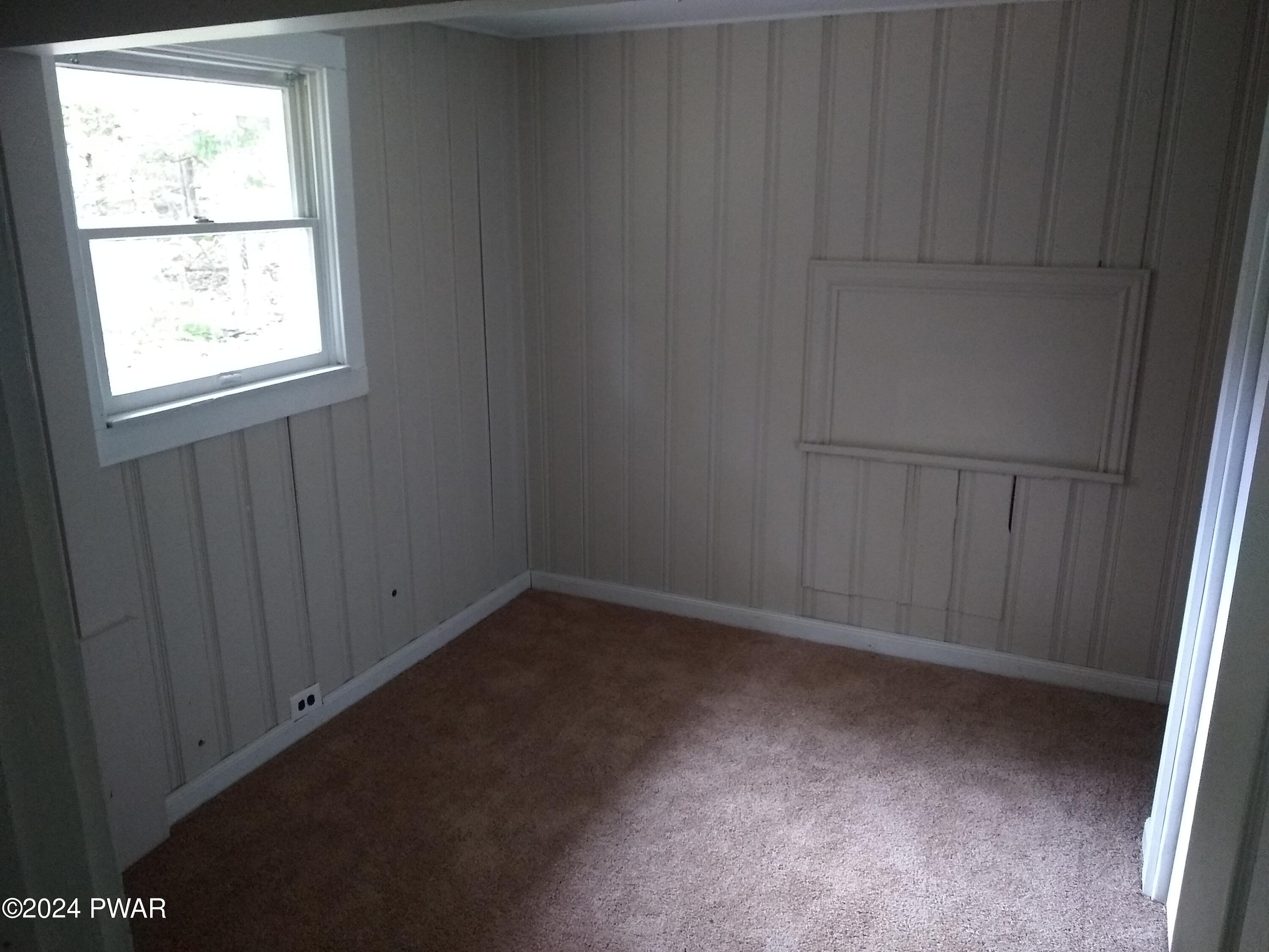 328 Twin Lakes Road Shohola, PA 18458 - Photo 17 of 37