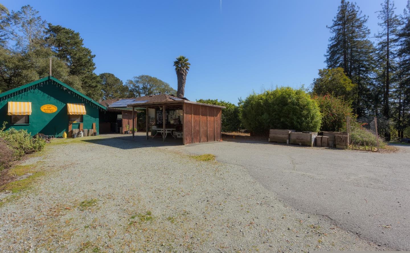 875 Calabasas Road Watsonville, CA 95076 - Photo 16 of 34