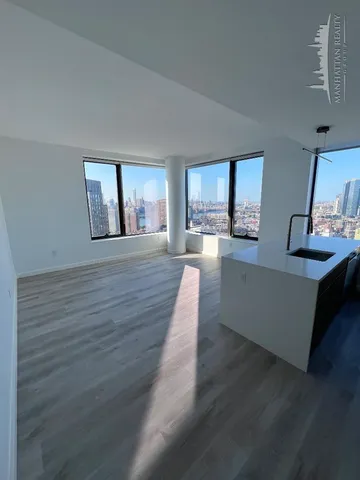 $6,288 | 77 Commercial Street, Unit 2908 | Greenpoint