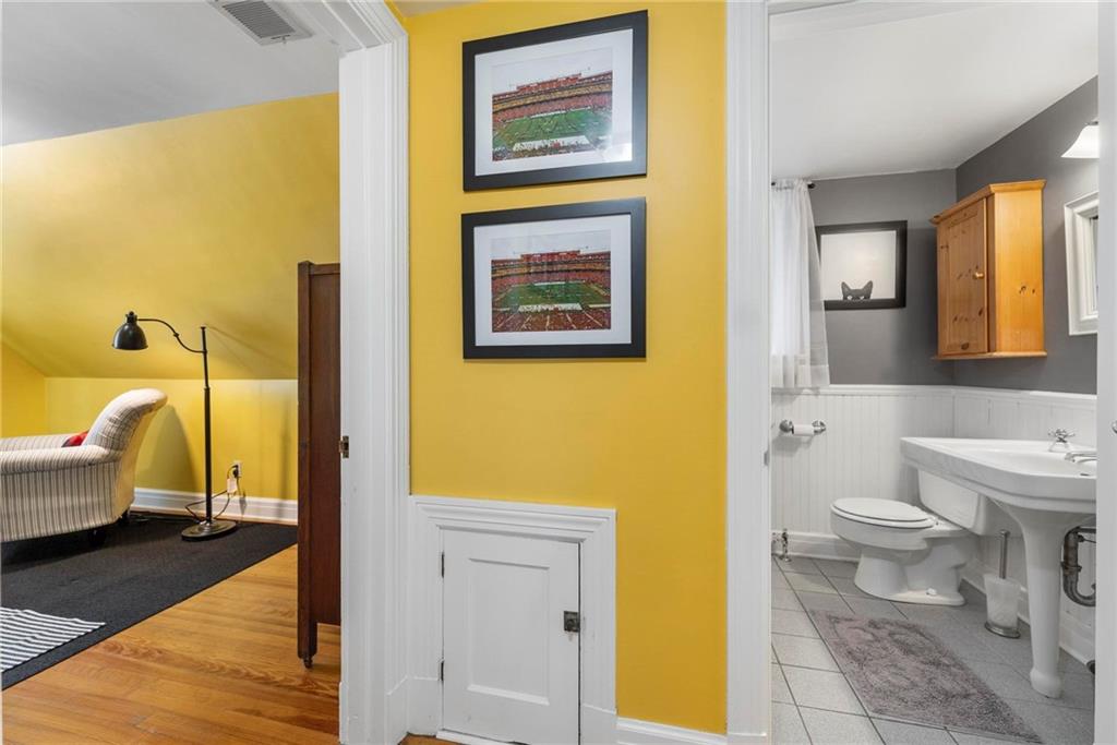 27 Oxford Road Pittsburgh, PA 15202 - Photo 25 of 40 Gallery Image 25