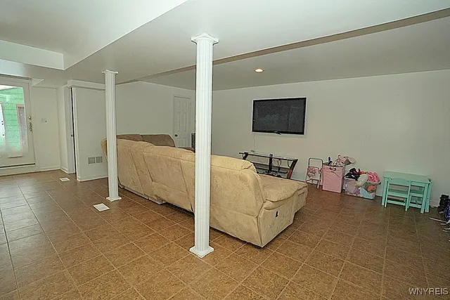 $343,000 | 104 Donna Lea Boulevard, Amherst, NY 14221