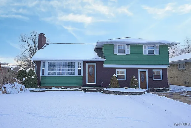 $343,000 | 104 Donna Lea Boulevard, Amherst, NY 14221