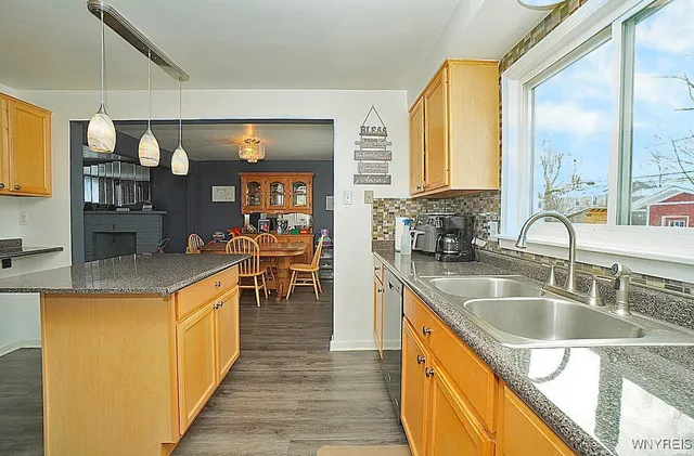 $343,000 | 104 Donna Lea Boulevard, Amherst, NY 14221