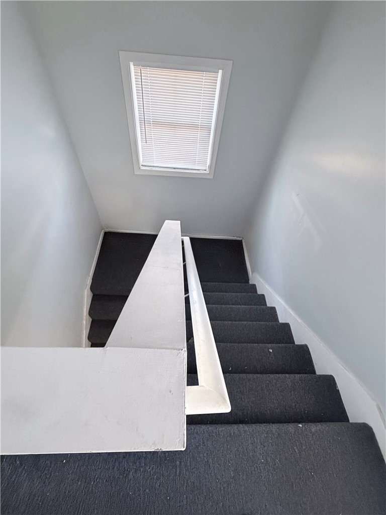 128 Rugby Street Providence, RI 02905 - Photo 11 of 22