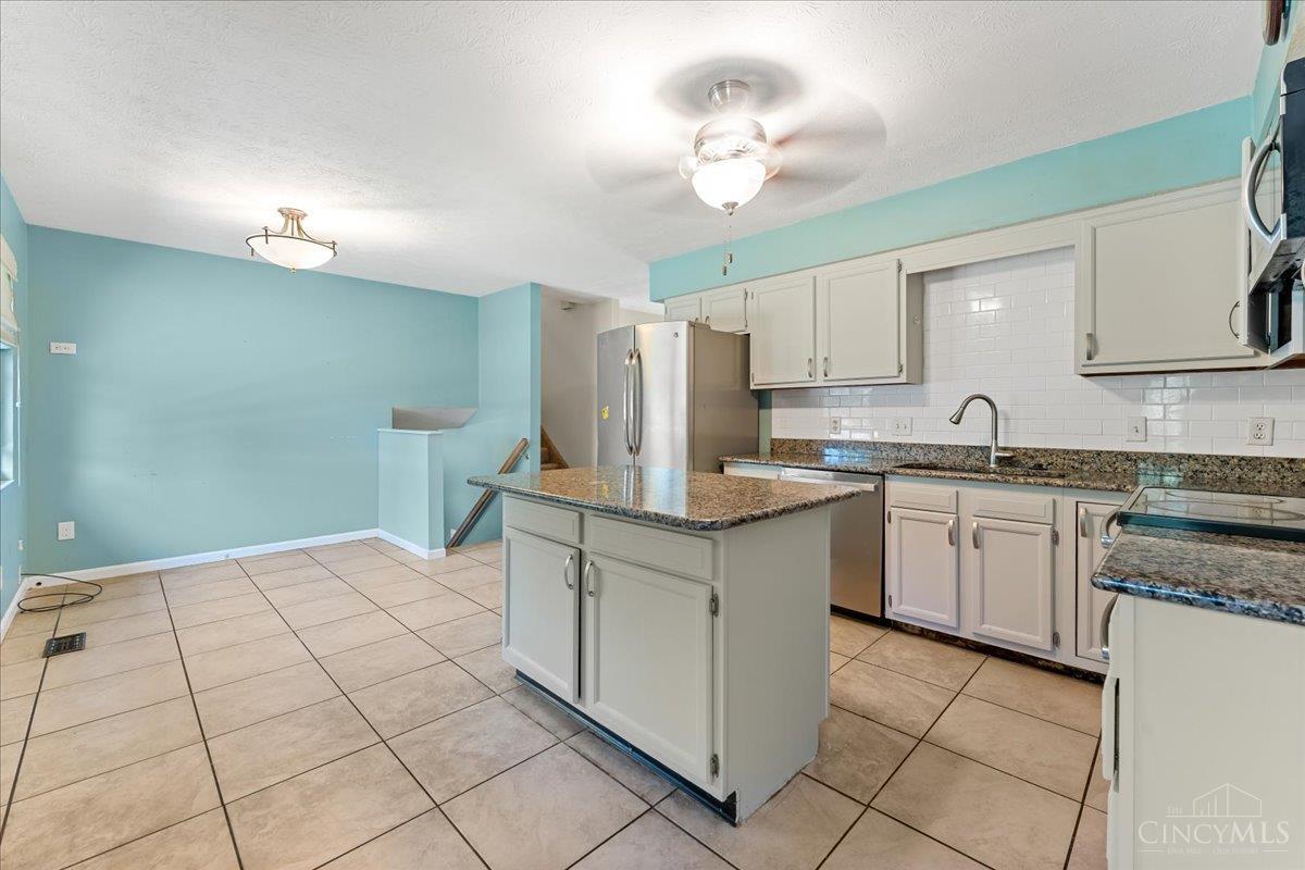 7587 Vinnedge Road Hamilton, OH 45011 - Photo 10 of 35