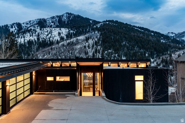 7331 Pine Ridge Drive Park City, UT 84098 - Photo 1 of 94