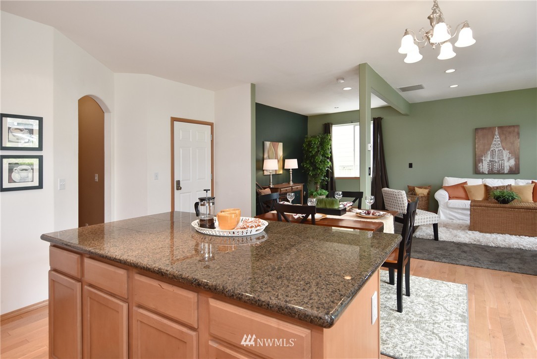 16312 1st Place West Bothell, WA 98012 - Photo 4 of 15